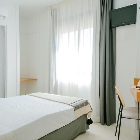 Hotel Imperial Cullera Esterno foto